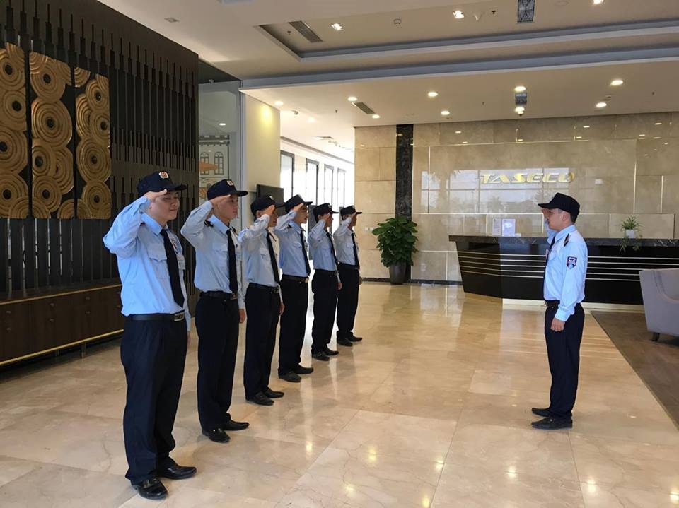 BẢO VỆ  TÒA NHÀ VĂN PHÒNG